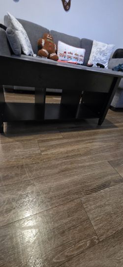 Lift Top Black Coffee table 