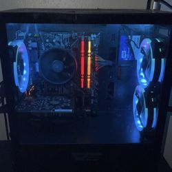 Gaming/Streaming Pc(Throw me best offer)(Info in description)