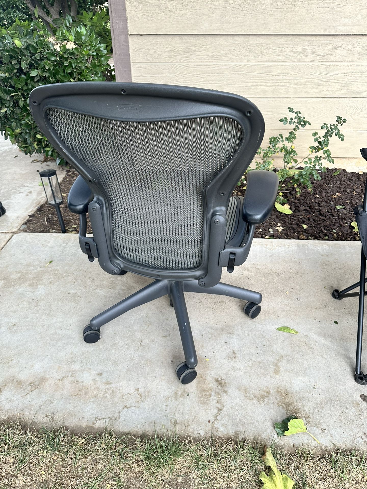Herman Miller Aeron Chair
