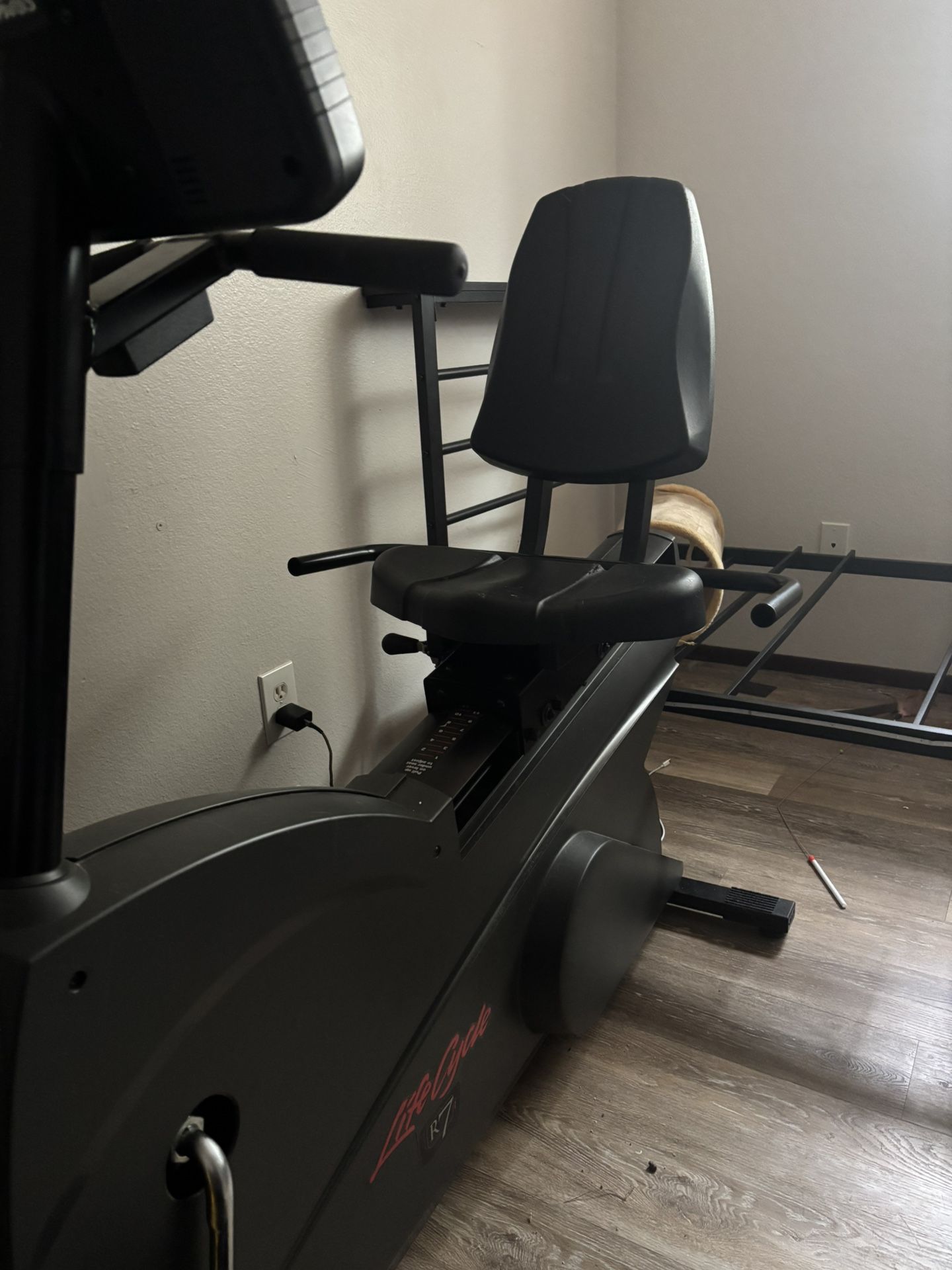 Life Fitness Exercise Bike
