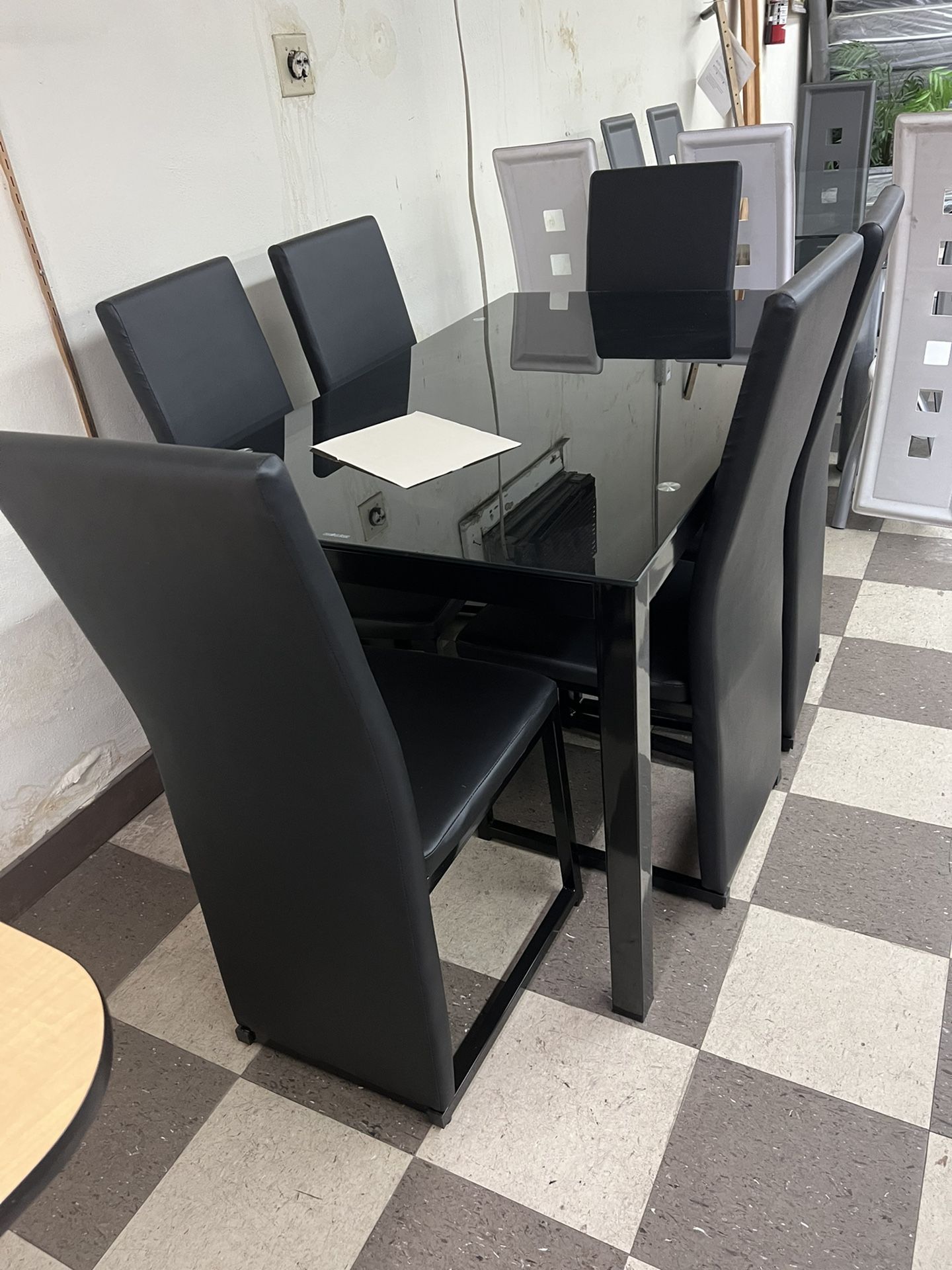 Dinettes from 350 up to 1299