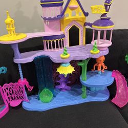 2017 My Little Pony The Movie Canterlot & Seaquestria Castle w/Light-Up Tower