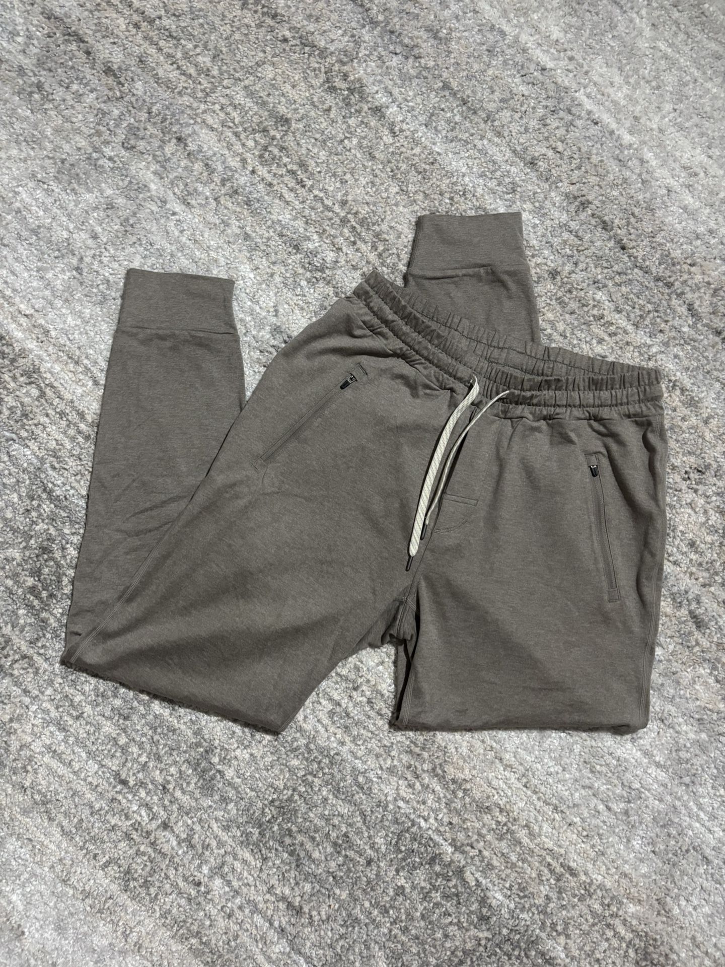 Men’s Vuori Joggers