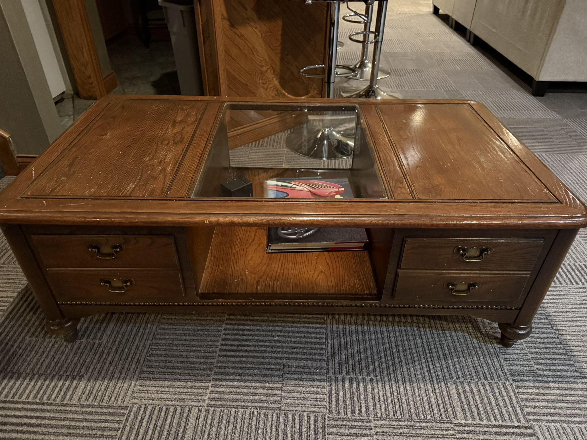 Chair, Ottoman And Table