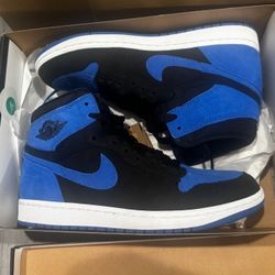 Jordan retro 1 royal reimagined size 9 with box used one time