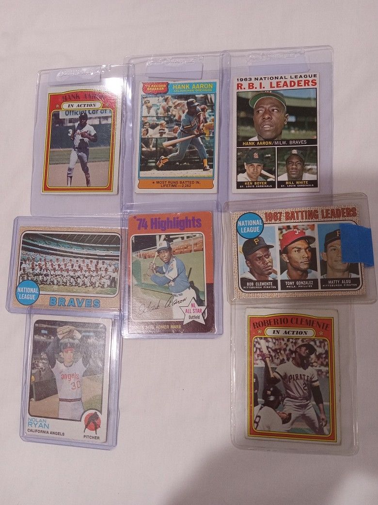 Vintage Baseball Cards- Hank Aaron, Clemente