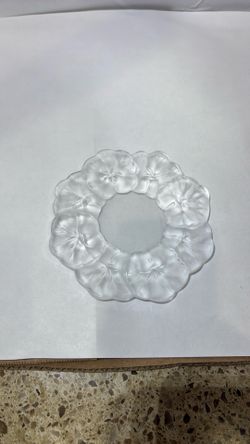 Lalique Crystal Art Glass Honfleur Saucer Plate Frosted Leaves 5.75" France Sign