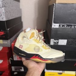 Jordan Off White Sail 5s size 9.5 Close To DS 