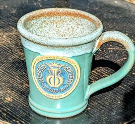 Deneen Pottery 2019 Logo Mint w/Cinamin+White Julep Ceramic 11 oz Mug.