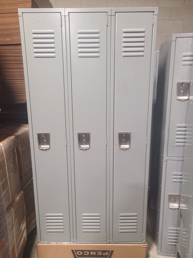 I Have 6 Of Both Kinds Of Lockers