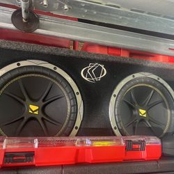 Two 10 Inch Kicker comps 
