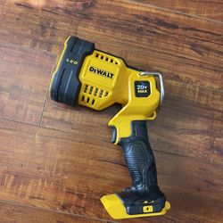 DEWALT 20V MAX Cordless LED Jobsite Spotlight NO BATTERY NO CHARGER