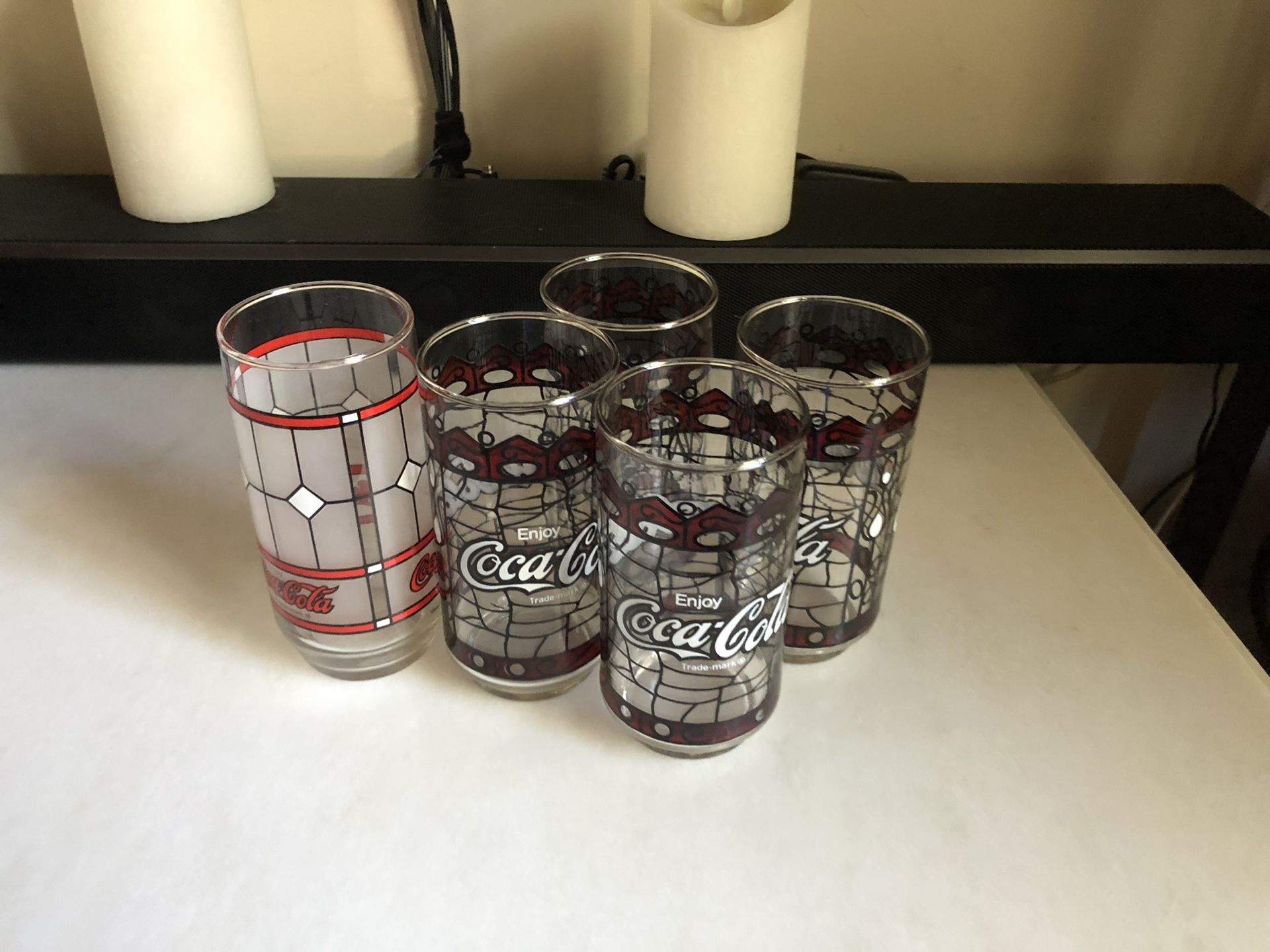 Stained Glass inspired Coke Glasses. Great condition no chips or scratches. 4 set + 1
