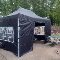 10×15 Pop Up Canopy With Side Walls
