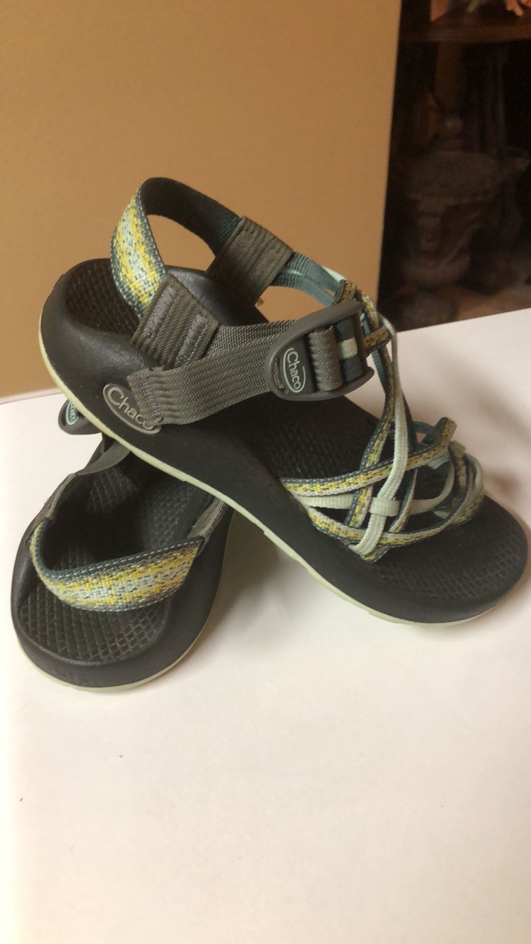 Chaco sandals size 5