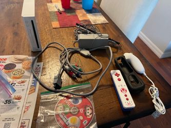 Nintendo Wii Console Bundle new super Mario bros. Wii game all cords controller nunchuck