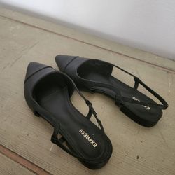 Express Slingback Ballet Flats