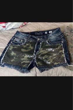 Miss me short  like new size 30 $45