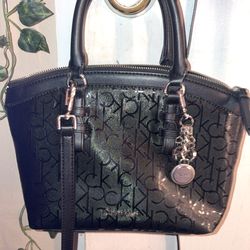 Black medium size Calvin Klein women’s purse