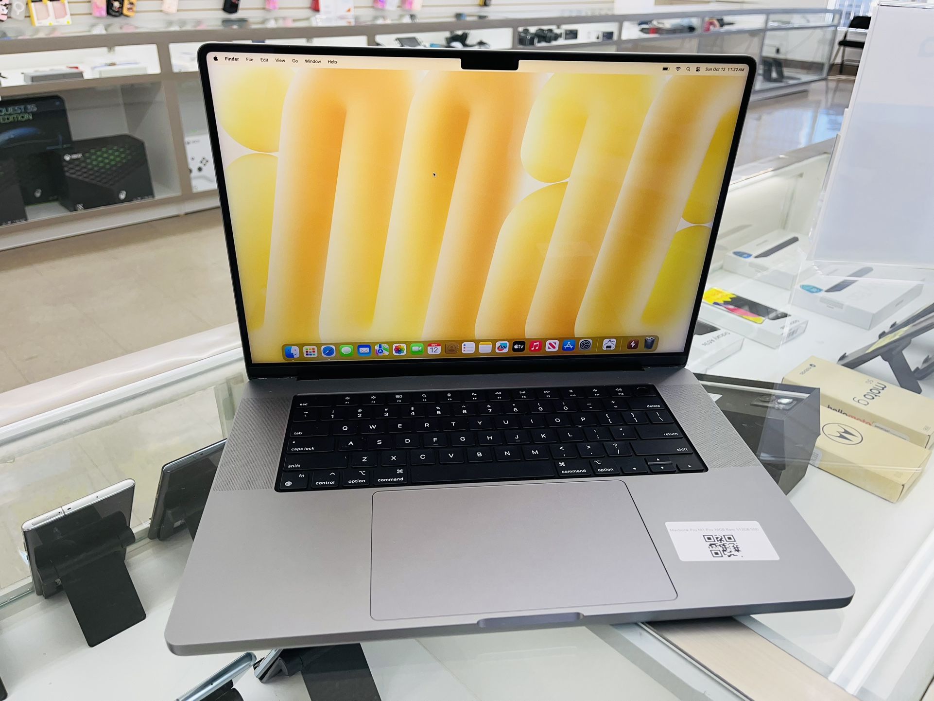 MacBook Pro M1 Pro 16” 16gb Ram 512gb Ssd 