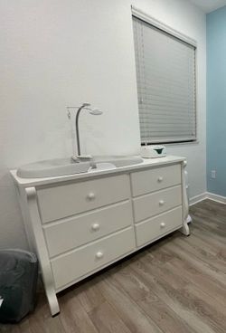 Baby dresser