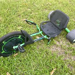 FIRM PRICE - Huffy Green Machine 20 Inch Steel Frame Drifting Trike