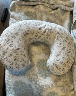 boppy pillow with cover