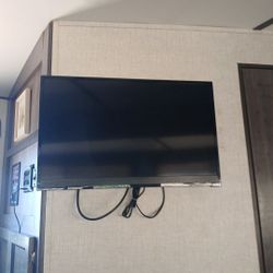 55" FLAT SCREEN TV