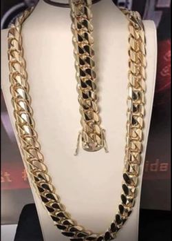 16MM Cuban link set 14K Gold Plated Doesn’t Loses Color