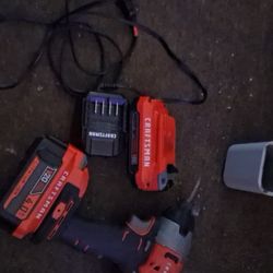 Like New For Only 40 Bucks 2 Batteries Also