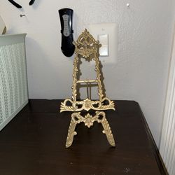 Vintage ornate brass easel
