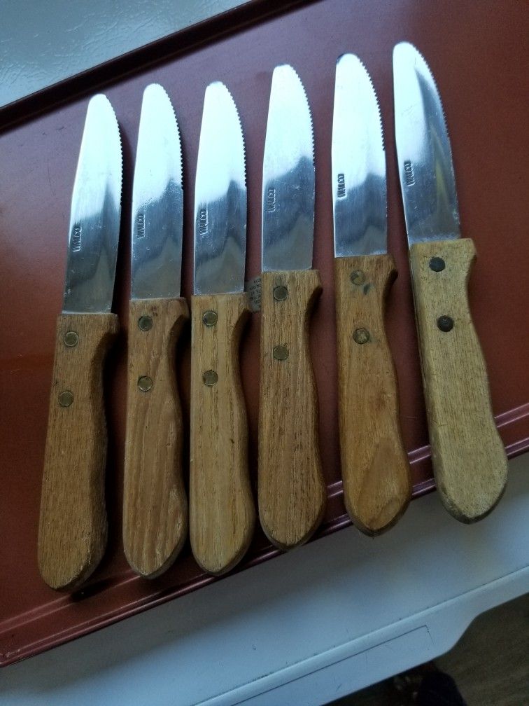 Six WALCO Restaurant Quality Steak Knives