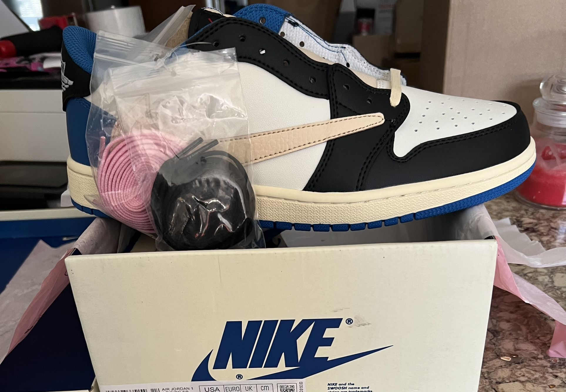 Travis Scott Jordan 1 Low Fragment Read Description