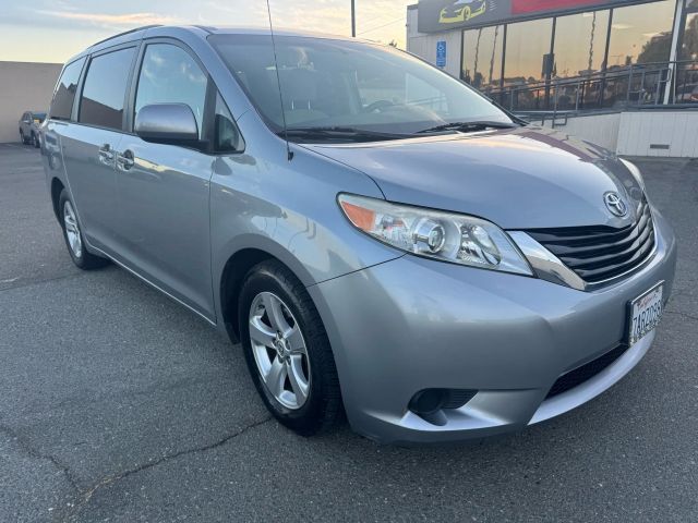 2013 Toyota Sienna