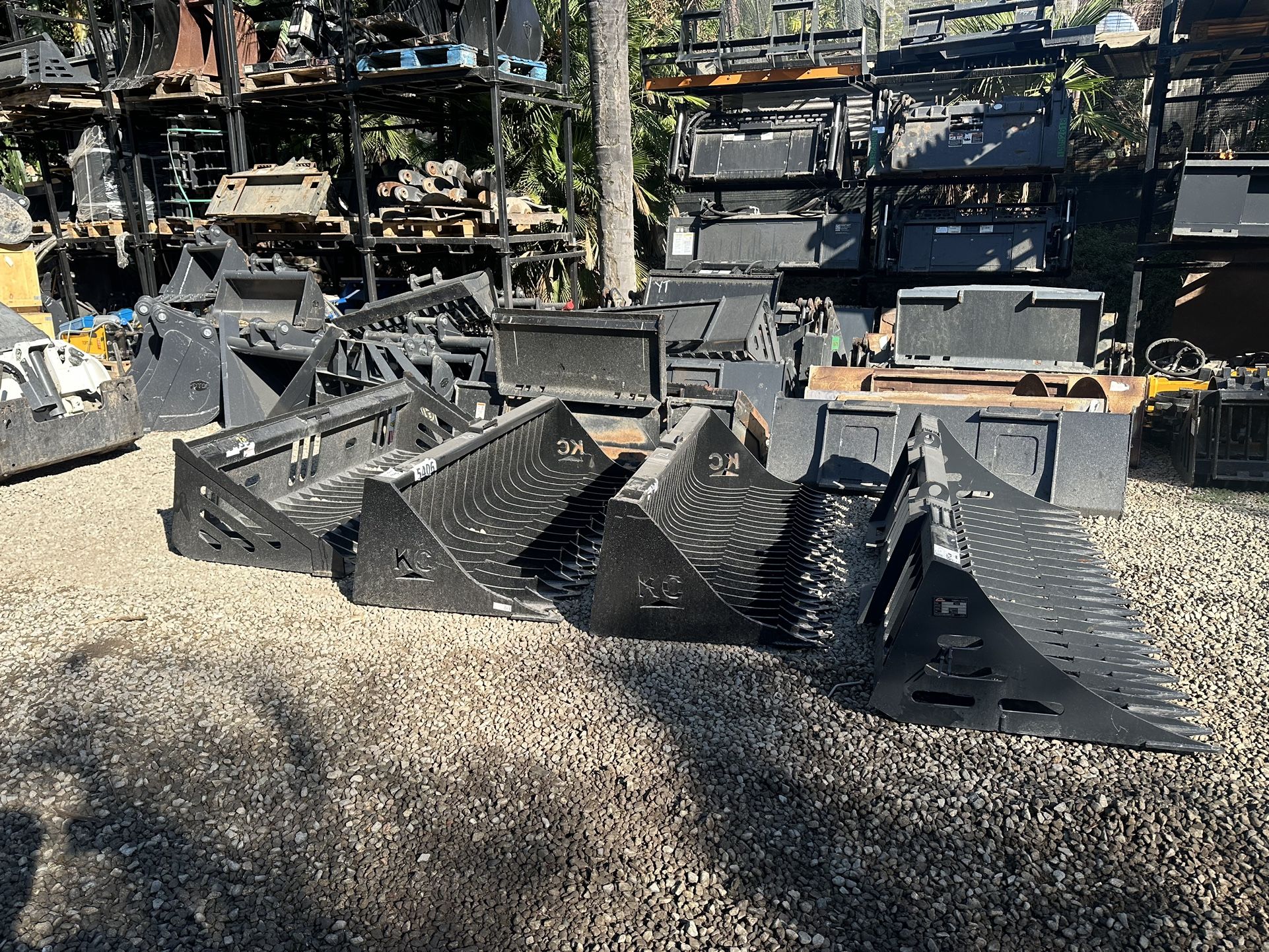 Skid Steer Skelton Rock Buckets