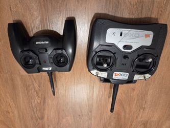 2 Spektrum 2.4 ghz Transmitters for RC Plane.