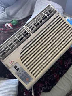 5300 btu Air Conditioner AC / Aire Acondicionado