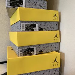 Jordan 4 Lightening 