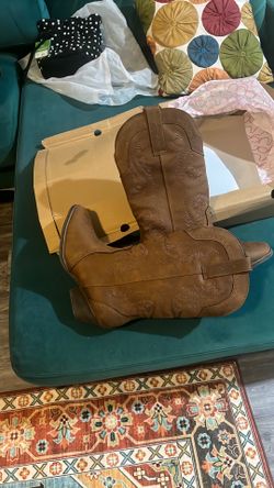 Woman Cowboy Boots New