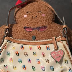 Dooney And Bourke Purse