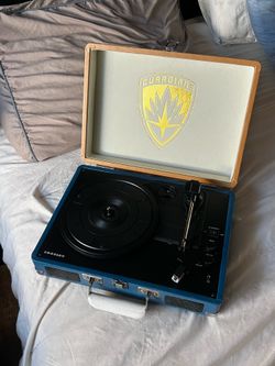 guardians of the galaxy crosley record player