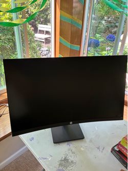 HP X32c Curved Gaming Monitor 165HZ
