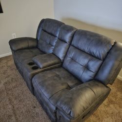 Reclining Love Seat Build In USB Port