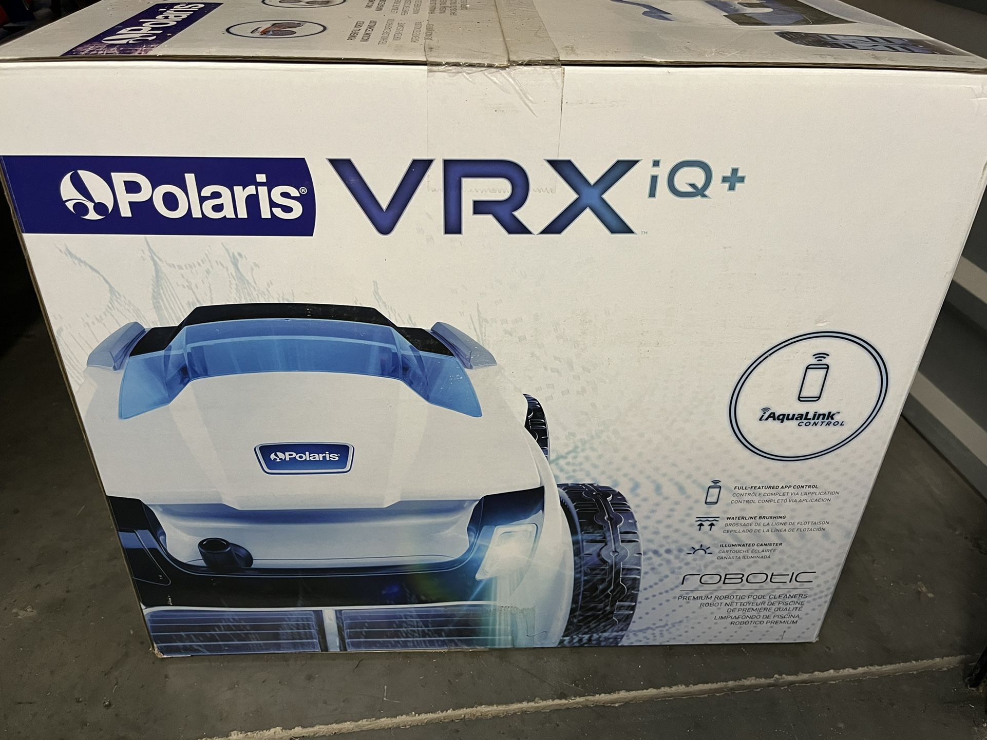Polaris VRX IQ Plus Pool Cleaner
