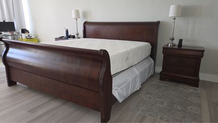 Cherry Wood Sleigh Bed Frame king size