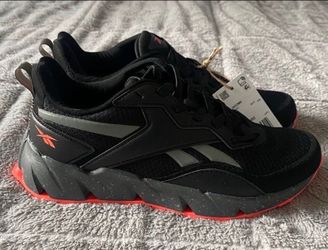 Reebok training shoes Size 4.5