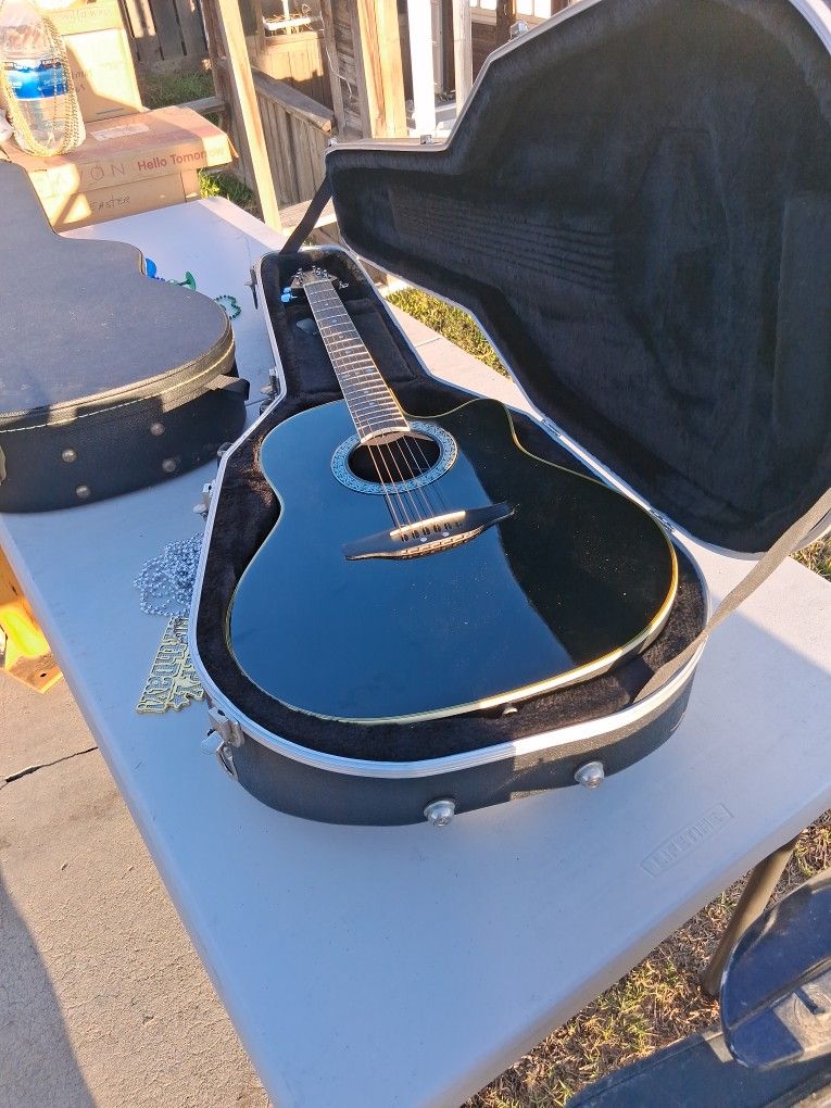 Ovation Celebrity Guitar