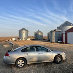 🚗 FOR SALE: 2007 Chevrolet Impala – Reliable & Well-Maintained 🚗 Asking Price: $2,000 | Location: Marion/Cedar Rapids Area