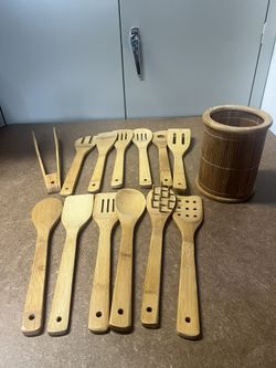 Core Brand Bamboo 13 Utensils 1 Container Kitchen Tools