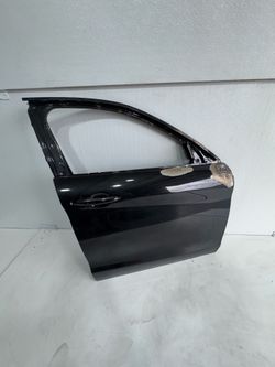 (1076) 18-25 Alfa Romeo Stelvio Right Front Door 2018 2019 2020 2021 2022 2023 2024 2025